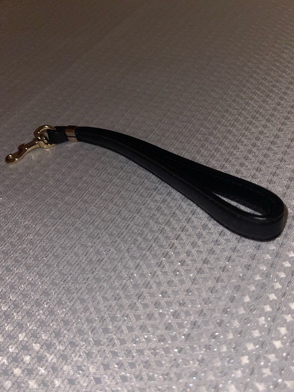 Coach Black Leather & Gold Hardware Wrist Strap Key Lanyard - EUC - Picture 4 of 8